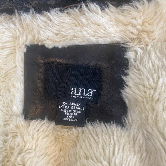 a.n.a Faux Leather Aviator Jacket Faux Fur Lining & Collar Sz XL Brown #178K - Picture 9 of 11